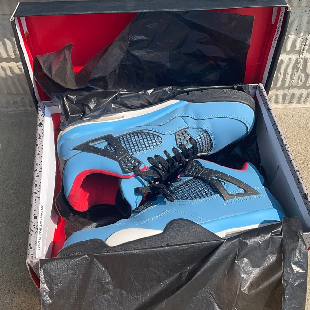 Nike Air Jordan Retro 4 Cactus Jack Edition